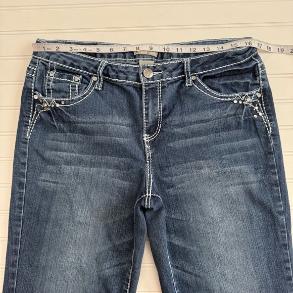 Earl Jean Women’s Size 12 Embellished Rhinestones Pocket Capri Denim Pants - Picture 6 of 12